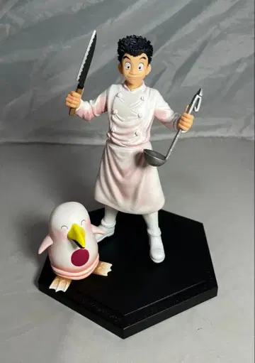 초레어 트리코 코마츠 피규어