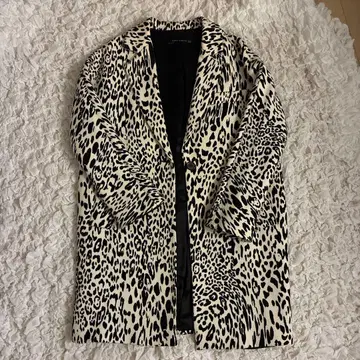 ZARA WOMAN 아우터