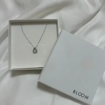 BLOOM 실버 로듐 도금 큐빅 지르코니아 물방울 목걸이