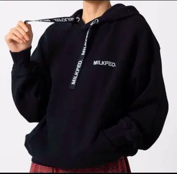 MILKFED. 후드티