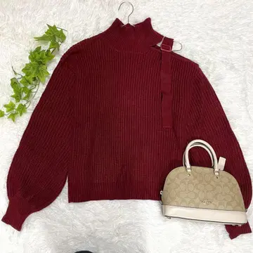 EMODA의 디자인 니트