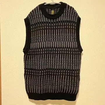 [ BATONER ] 바토너 믹스 크루넥 베스트 코튼 니트