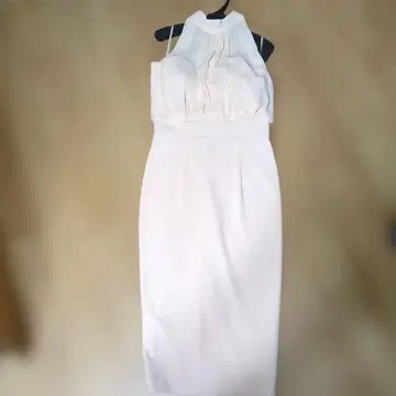 라이트 핑크 슬리브리스 드레스