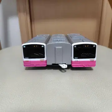 프라레일 신케이세이 N800형 2차 차량