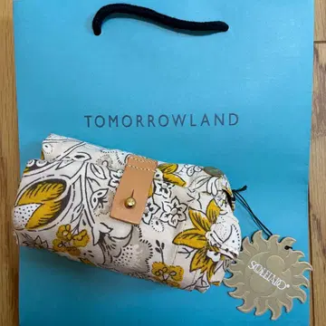 새상품 투모로우랜드 솔레아드 토트백 에코백