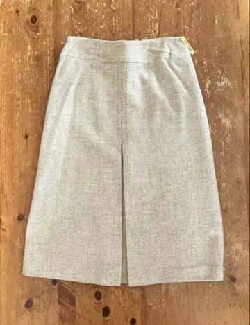 스픽 앤 스팬 spick and span 베이지 울 스커트