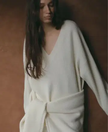 [택 포함 새상품] Etre Tokyo V넥 2way 니트 풀오버