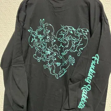 FR2 월도 오키나와 토끼 하트 모티브 롱T