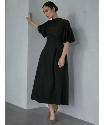 [ 새상품급 ] 라그나문 LADY 퍼프 자카드 도킹 드레스