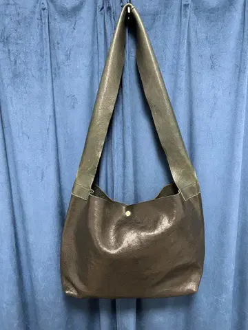 이탈리아제 가죽 숄더백