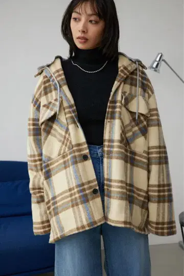 AZUL 충전솜 퀼트 CPO 자켓