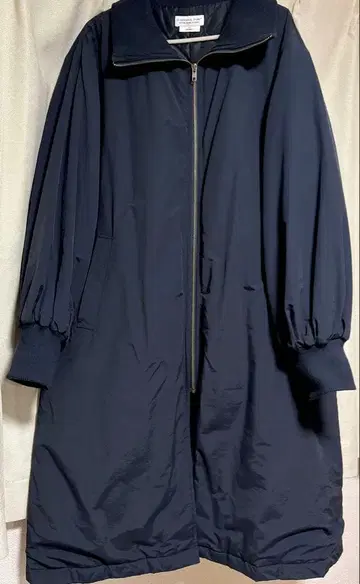 차오패닉 티피 스탠드 카라 볼륨 슬리브 코트