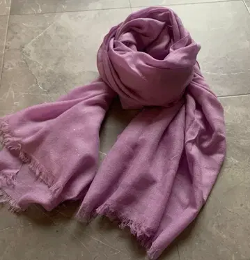 Leilian 레리안 스톨 울 실크 핑크 스팽글