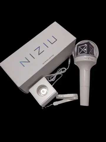 NIZIU 응원봉 동작 확인 완료