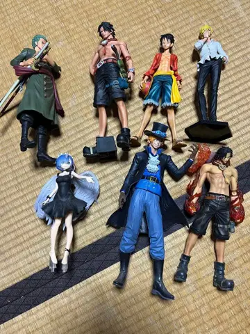 원피스 피규어 6체 세트 (렘은 증정)