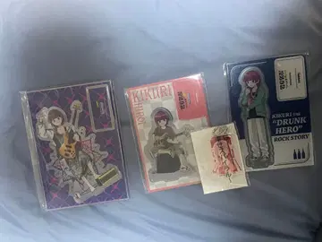 히로이 키쿠리 구매 혜택 아크릴 스탠드 4개 세트