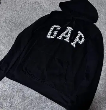 GAP 흑백 로고 후드티