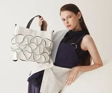 ELEMOOD BLOSSOM 토트백 S 흰색 화이트