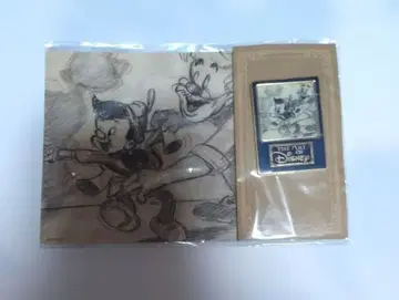 디즈니 아트전 핀 배지