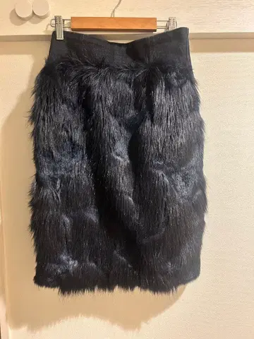 아차츄무 인조 모피 데님 타이트 스커트
