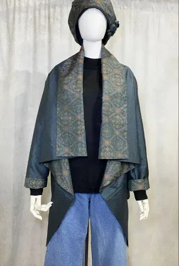 오시마 명주 리버서블 스퀘어 드레이프 코트