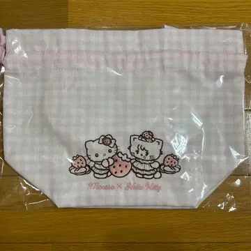 mikko x 헬로키티 런치토트