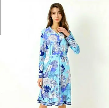 컨디션 최상 레오나르 2024년 올 패턴 원피스 겉옷으로도 42