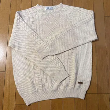 스웨터 L (Golden Bear)