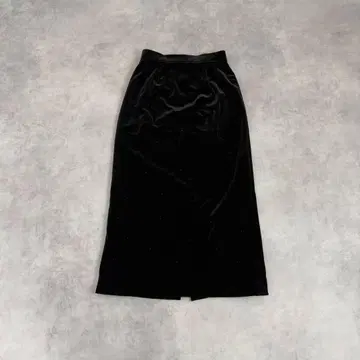 벨로아풍 타이트 스커트 백 슬릿 클래시컬 엘레강트 큐빅