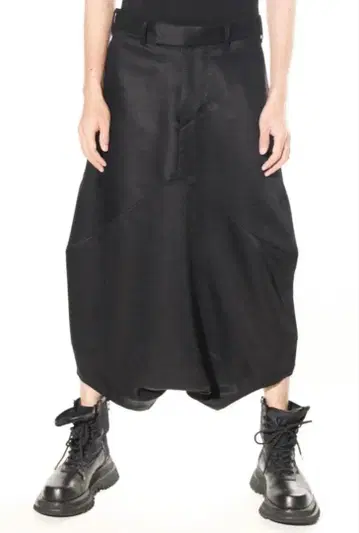 JULIUS 율리우스 사루엘 팬츠