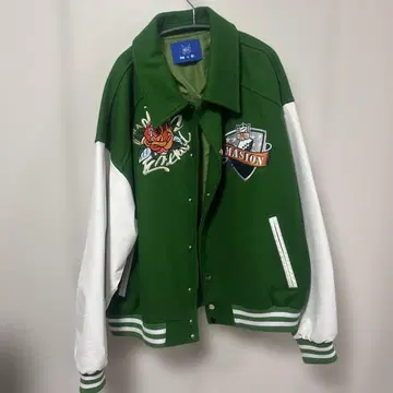 메종 에메랄드 스타디움 자켓 그린