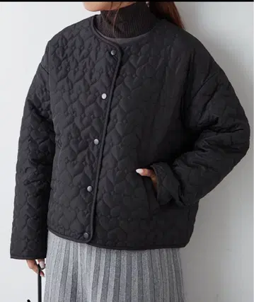 하트 퀼팅 자켓 블랙