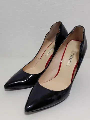 SEVEN TWELVE THIRTY 23cm 스틸레토 펌프스