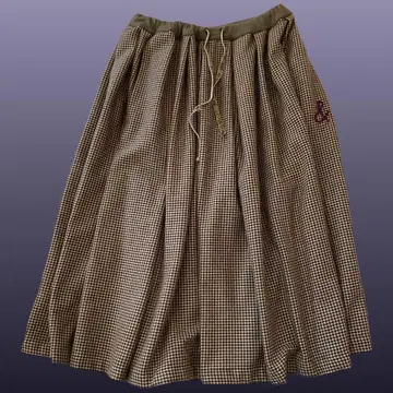 한정판 플레어 듬뿍 롱 스커트 & 자수 장식 앤티크풍 허리띠