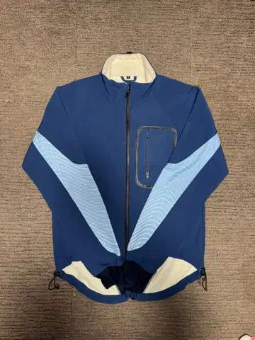 [ 레어 ] TREK 드로 코드 부착 아우터 테크 계열