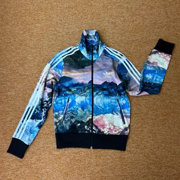 adidas 산 풍경 프린트 저지