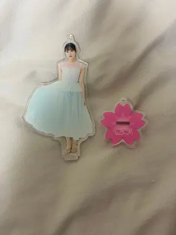 사카쿠라 하나 아크릴 스탠드