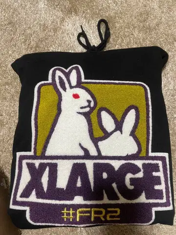 FR2 에스트라 라지 콜라보