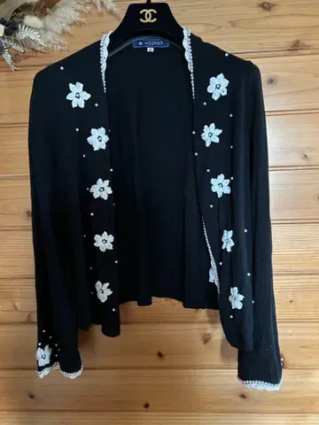 M's GRACY 꽃 자수 장식 가디건 40