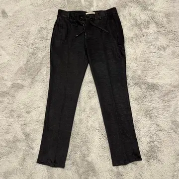 다크 그레이 슬림핏 슬랙스