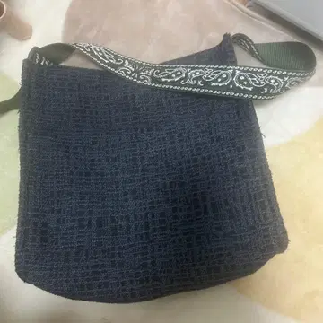 ear 숄더백 다크 블루