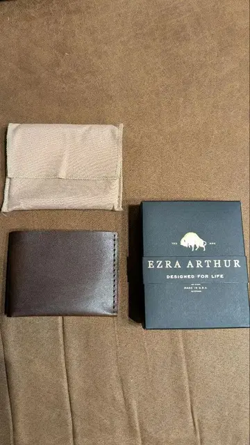 EZRA ARTHUR 이단 접이식 지갑 호윈 가죽