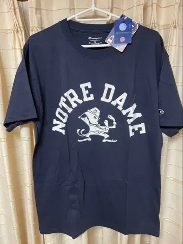 택 포함 미사용 새상품 champion 노트르담 대학 T셔츠