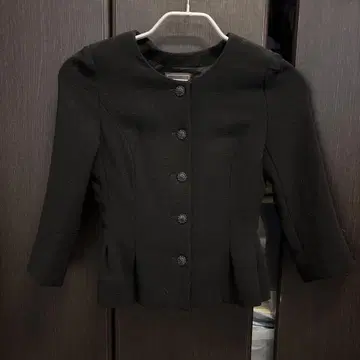 FOXEY BOUTIQUE 40 사이즈 노카라 자켓 블랙