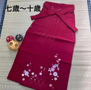 7세~10세 여아용 자수입 하카마 새상품