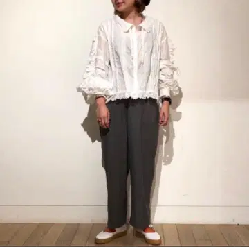 TORI-TO x BEAMS BOY 개더 칼라 스모크