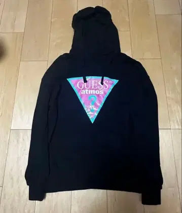 후카세 세카오와 GUESS x atmos x BADMOOD 후드티