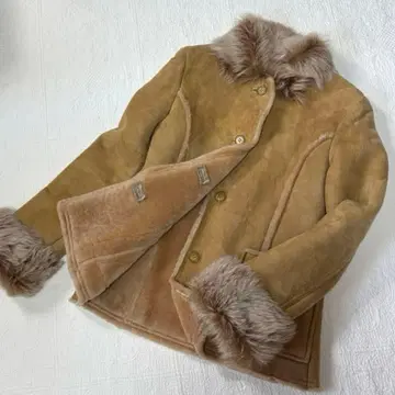 무스탕 코트 베이지 퍼 포함 자켓 카멜 새상품급