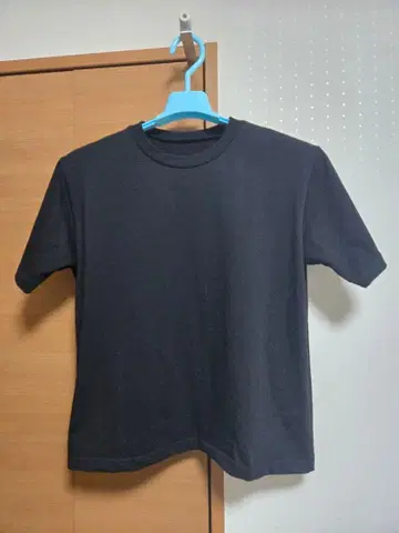 198club 블랙 크루넥 T셔츠 y2k 짧은 기장