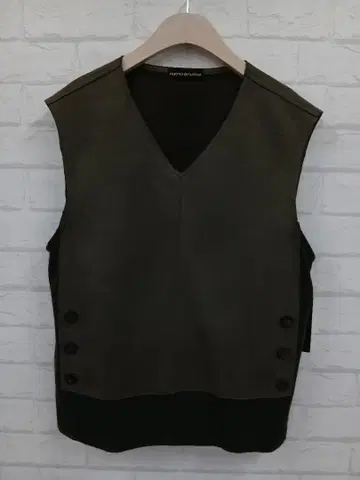 미사용 새상품 세라비 스웨이드풍 베스트